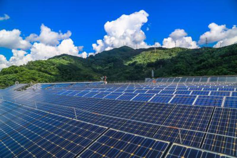 二連浩特7月光伏發(fā)電量2022.72萬(wàn)千瓦時(shí)，同比下降6.2％